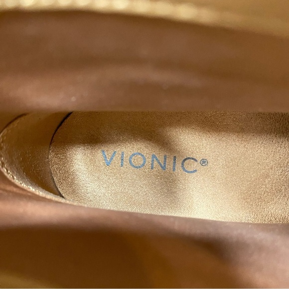 Vionic Estilo Gray Suede Front Zip Bootie 6 1/2 - Picture 13 of 15